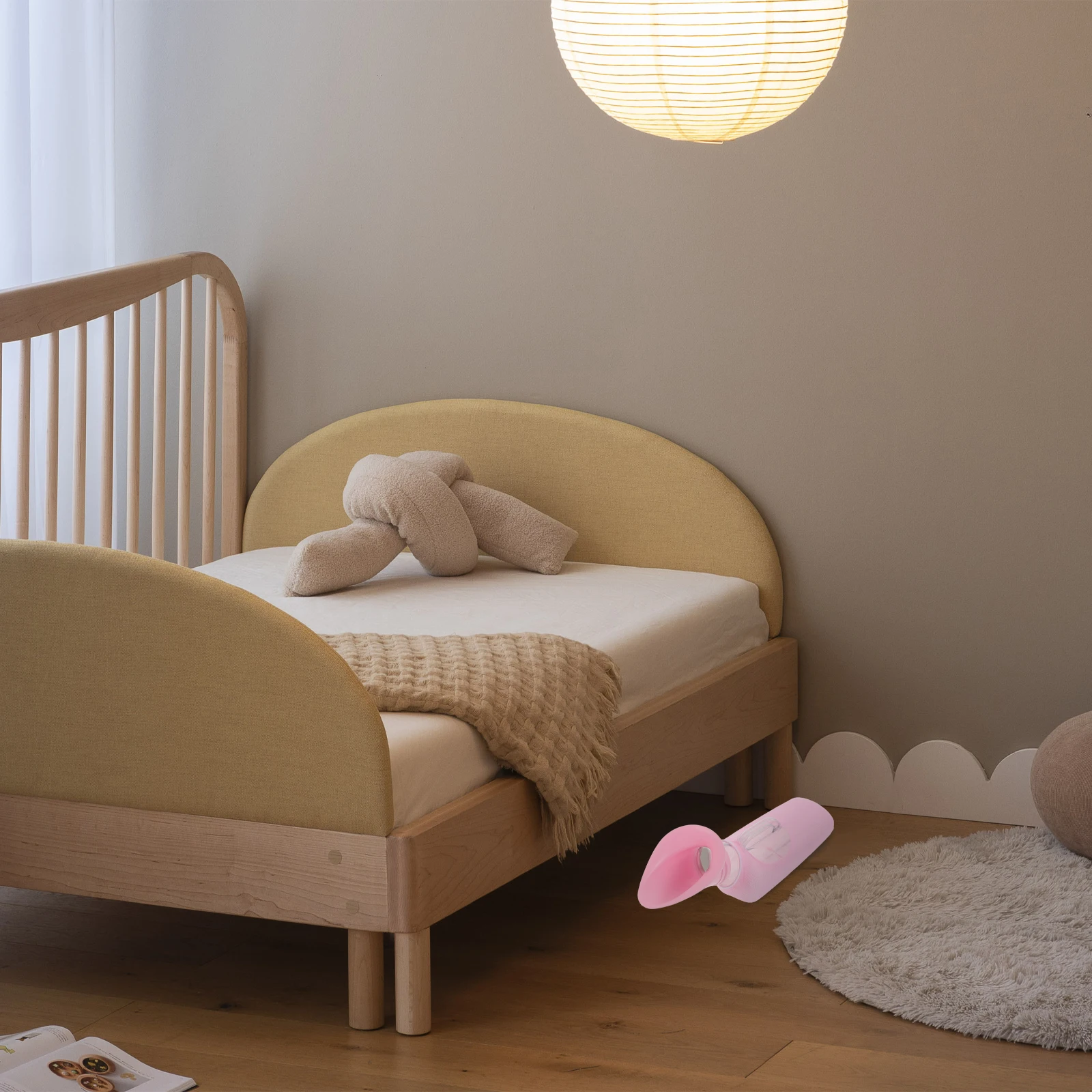 Unisex Urinal Bottle Portable Emergency Pee Container for Travel Camping Trekking Reusable Easy Clean PVC Material
Unisex Urinal Bottle Portable Emergency Pee Container for Travel Camping Trekking Reusable Easy Clean PVC Material