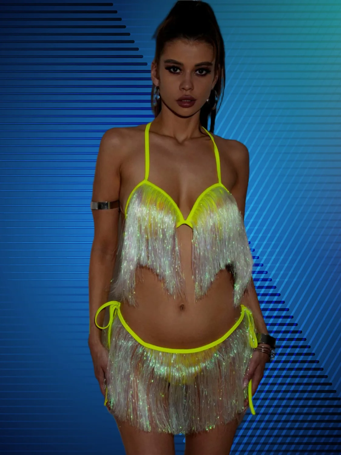 European And American Popular Party Women's Nightclub Sexy Tassel Vest Half Skirt Set Bikini Two-piece Set
European And American Popular Party Women's Nightclub Sexy Tassel Vest Half Skirt Set Bikini Two-piece Set