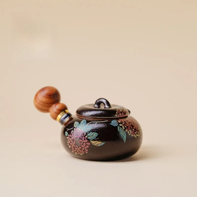 Handmade Ceramic Side Handle Teapot with Hydrangea Motif Black Kiln Glaze Gongfu Tea Brewing with Built In Strainer
Handmade Ceramic Side Handle Teapot with Hydrangea Motif Black Kiln Glaze Gongfu Tea Brewing with Built In Strainer