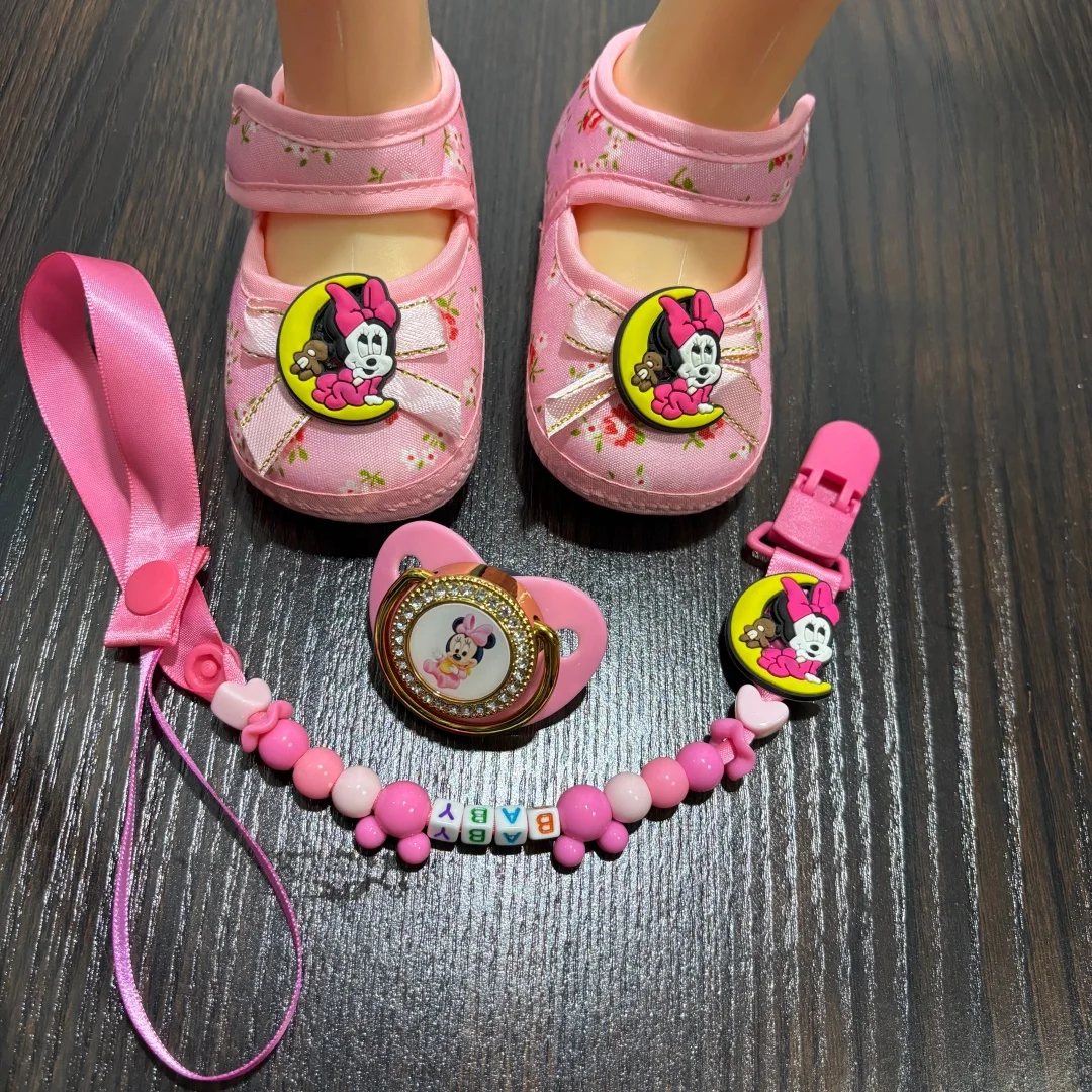 Lovely Newborn Soother Set Real Touch Simulation Nipple Pacifier With Dust Cover Cute Cartoon Printed Baby Shoes Comfortable
Lovely Newborn Soother Set Real Touch Simulation Nipple Pacifier With Dust Cover Cute Cartoon Printed Baby Shoes Comfortable