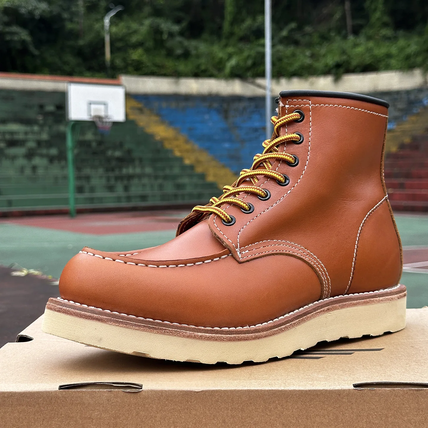 Men's Goodyear Welted Leather Combat Boots | British Vintage High-Top Work Shoes | Outdoor Genuine Leather Motorcycle Boots
Men's Goodyear Welted Leather Combat Boots | British Vintage High-Top Work Shoes | Outdoor Genuine Leather Motorcycle Boots