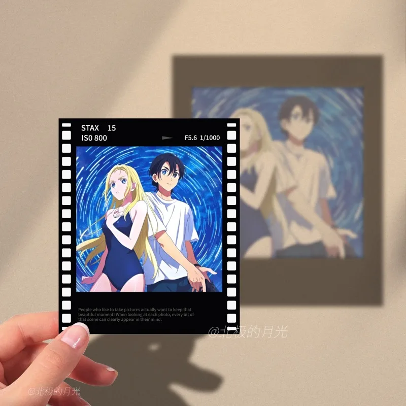 Летнее время рендеринг Polaroid фото полупрозрачная пленка Ajiro Shinpei Товары в стиле аниме украшают подарки на фестиваль закладки
Летнее время рендеринг Polaroid фото полупрозрачная пленка Ajiro Shinpei Товары в стиле аниме украшают подарки на фестиваль закладки