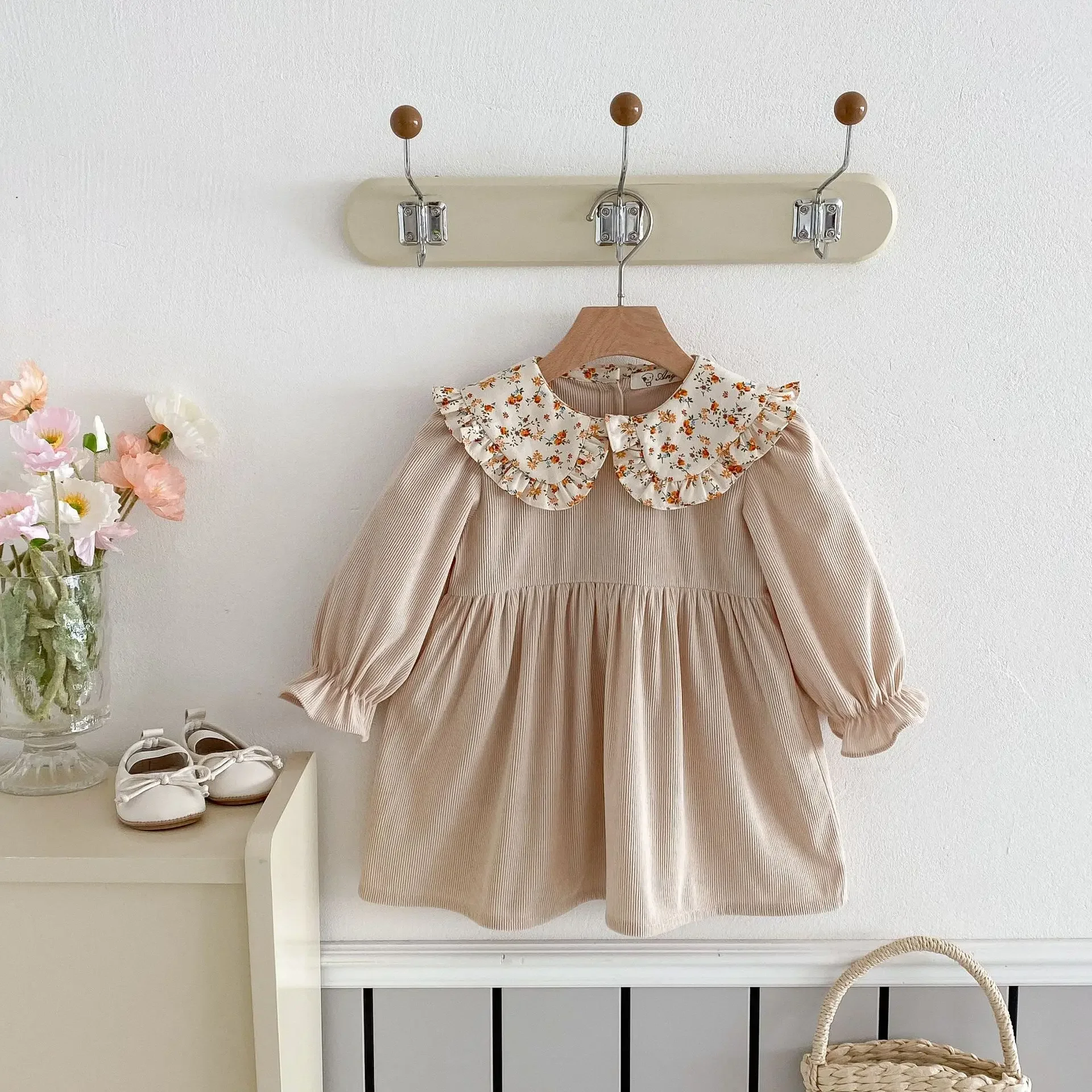2025 Spring New Children Long Sleeve Casual Dress Cotton Baby Girls Peter Pan Collar Flower Print Princess Dress Kids Clothes
2025 Spring New Children Long Sleeve Casual Dress Cotton Baby Girls Peter Pan Collar Flower Print Princess Dress Kids Clothes