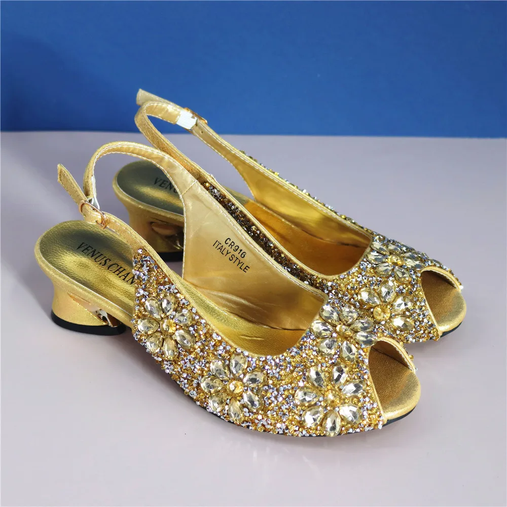 Arrival Wedding Shoes Bride Luxury Shoes Women Designers Platform Shoes Elegant Italian Women Shoes for Party Ladies Sandals
Arrival Wedding Shoes Bride Luxury Shoes Women Designers Platform Shoes Elegant Italian Women Shoes for Party Ladies Sandals