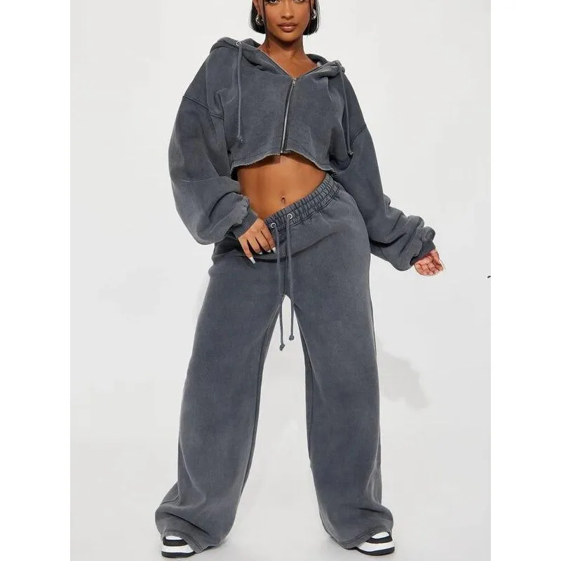 Long Sleeve Sports Set Casual Fashion Women's Outfit Summer Season Cross-Border European Style Sportswear T 96325
Long Sleeve Sports Set Casual Fashion Women's Outfit Summer Season Cross-Border European Style Sportswear T 96325