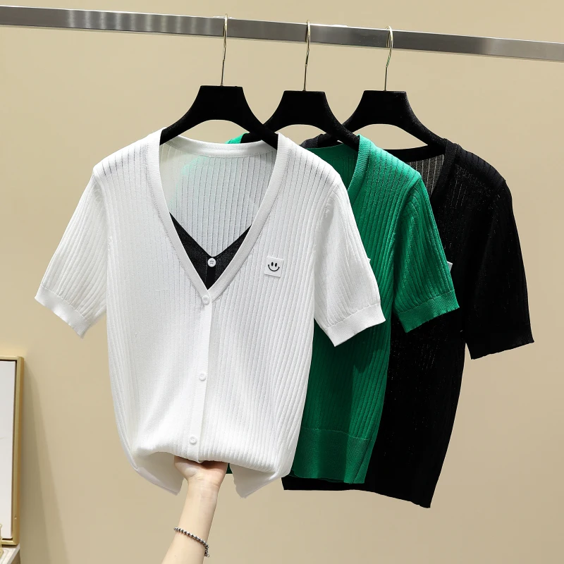 2022 Summer Women Thin Sweater solid color T-shirt V-Neck Casual Short sleeve Tops Female Knitted Pullover Women Clothing
2022 Summer Women Thin Sweater solid color T-shirt V-Neck Casual Short sleeve Tops Female Knitted Pullover Women Clothing