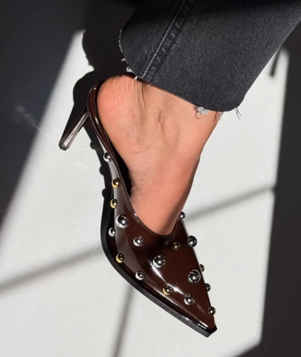Women's Fashion High Heels Cool Leather Pointed-Toe Slingback Sandals New Round Silver Stud Embellishment Stiletto Heel
Women's Fashion High Heels Cool Leather Pointed-Toe Slingback Sandals New Round Silver Stud Embellishment Stiletto Heel
