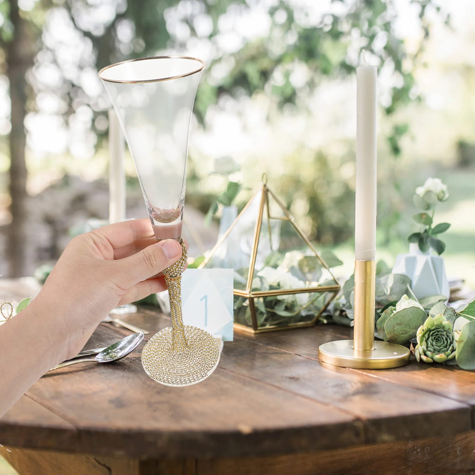 Tall Glass Wine Cup Elegant Goblet Designed for Cocktail Party Wedding Drinking Glass Decorative Cocktail Glasses
Tall Glass Wine Cup Elegant Goblet Designed for Cocktail Party Wedding Drinking Glass Decorative Cocktail Glasses