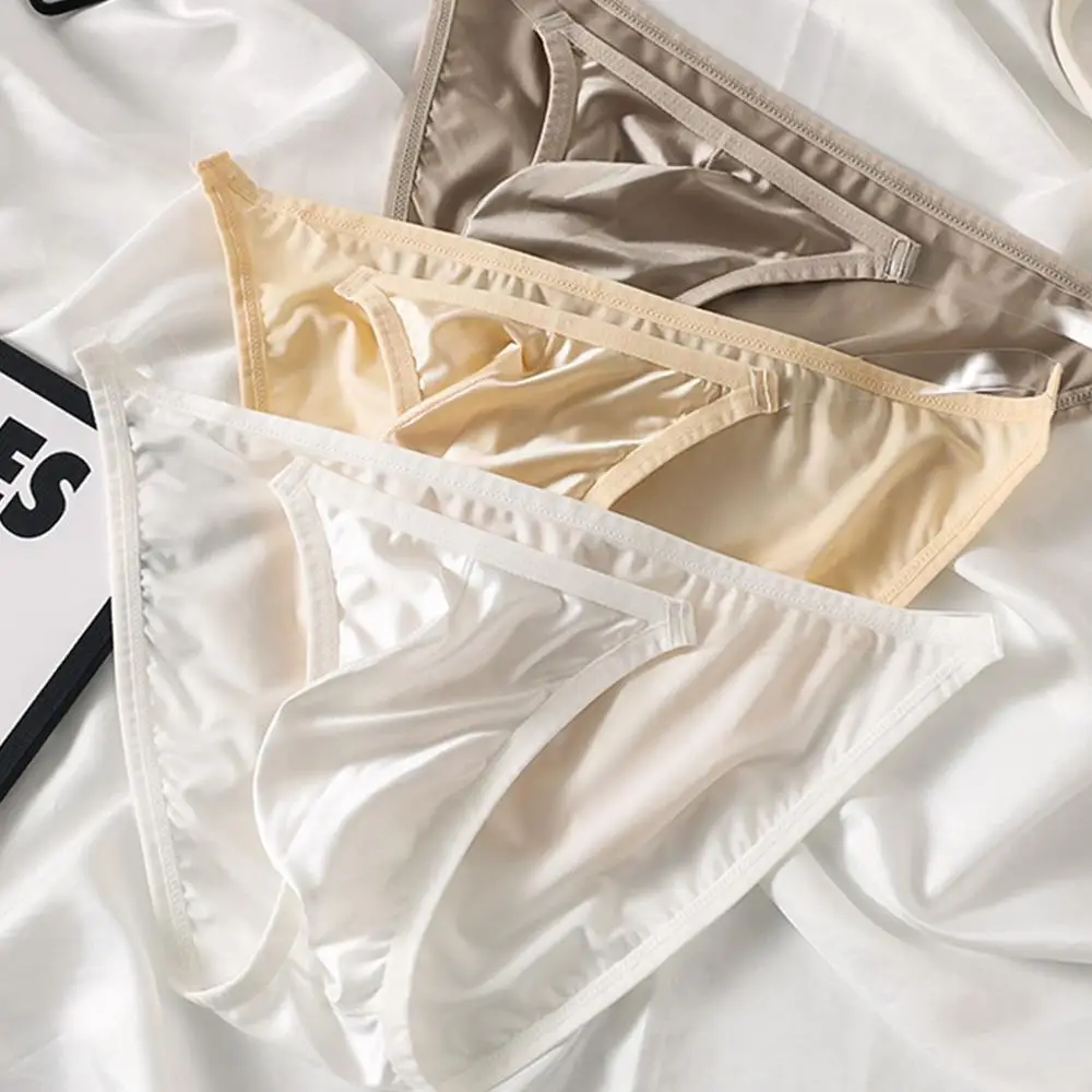 Men Underwear Erotic Mini Thong Panties Man T-Back Knickers Low Waist Bikini Briefs Ultra Thin Lingerie Hombre Underpants
Men Underwear Erotic Mini Thong Panties Man T-Back Knickers Low Waist Bikini Briefs Ultra Thin Lingerie Hombre Underpants