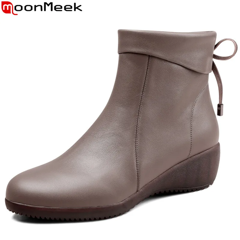 MoonMeek 2023 New Butterfly Knot Genuine Leather Boots Ladies Zipper Winter Ankle Boots Wedge Med Heels Platform Shoes
MoonMeek 2023 New Butterfly Knot Genuine Leather Boots Ladies Zipper Winter Ankle Boots Wedge Med Heels Platform Shoes