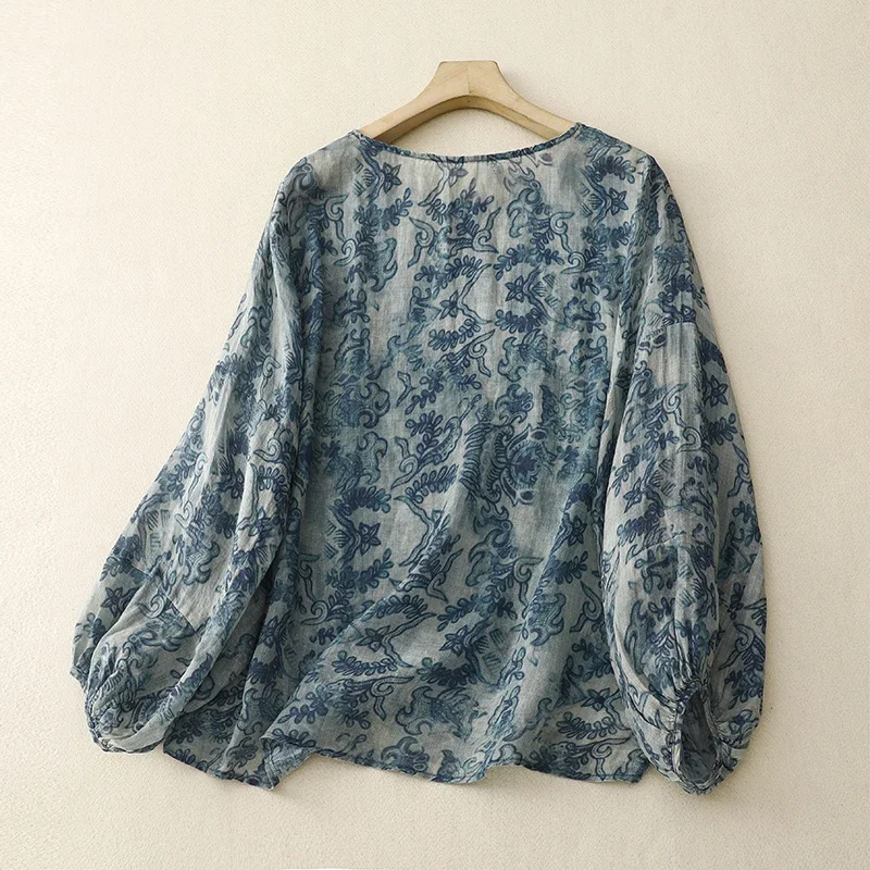 Blue Floral Print Vintage O-Neck Lantern Three Sleeve Loose Women's Blouse Shirt Korean Fashion Female Blouses Top 2023 Summer
Blue Floral Print Vintage O-Neck Lantern Three Sleeve Loose Women's Blouse Shirt Korean Fashion Female Blouses Top 2023 Summer