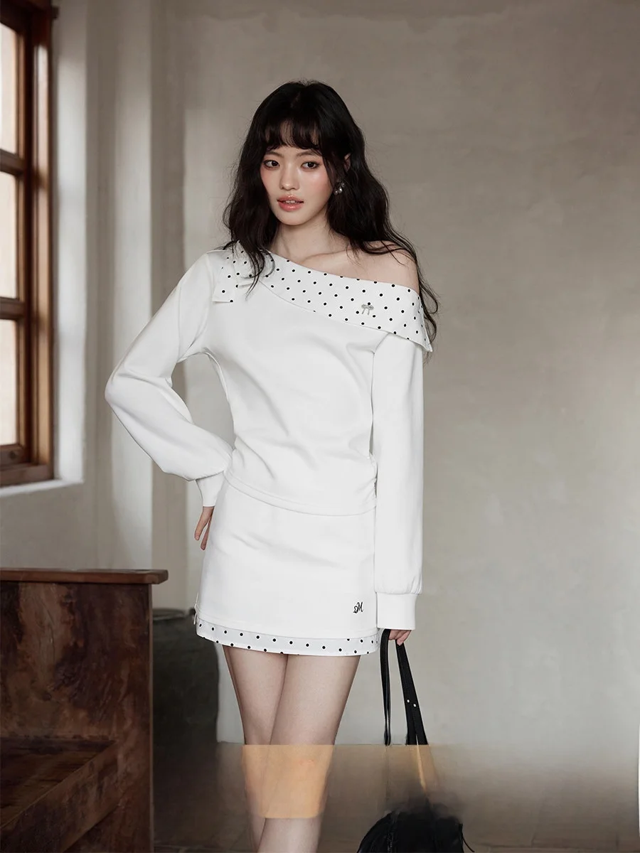 Unique Korean Sle Spring Season Polka Dot Asymmetrical oulder White T-irt And ort Skirt Set Women's Faion Outfit
Unique Korean Sle Spring Season Polka Dot Asymmetrical oulder White T-irt And ort Skirt Set Women's Faion Outfit