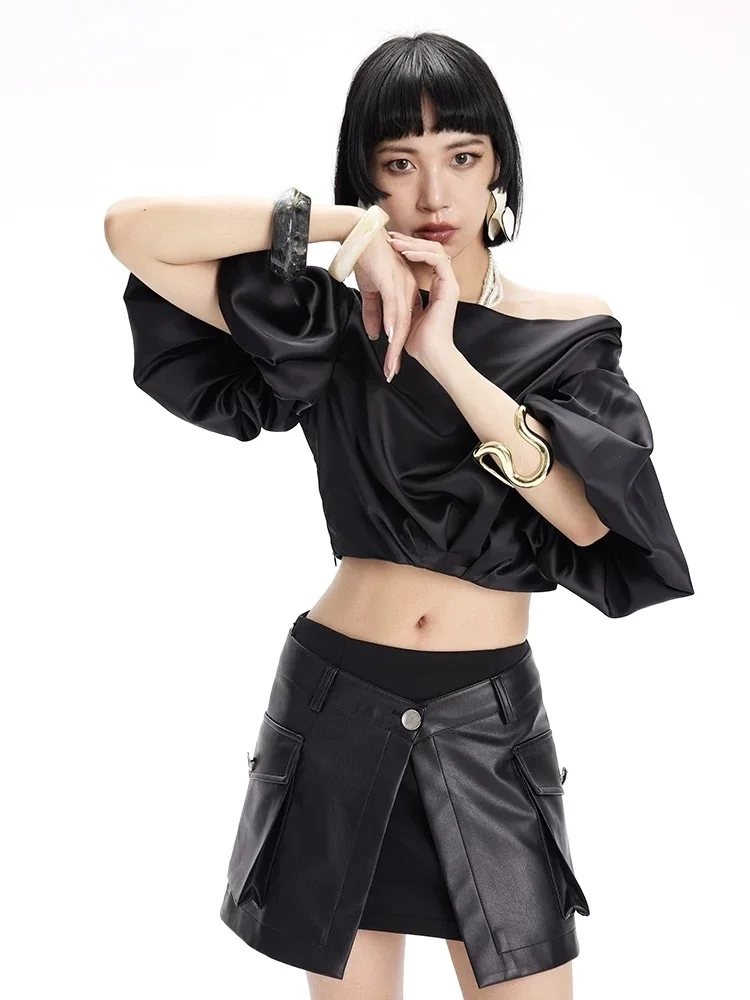 Женский атласный топ-фонарик на одно плечо в оригинальном дизайне, свободного кроя, однотонный, для повседневной носки, летний
Женский атласный топ-фонарик на одно плечо в оригинальном дизайне, свободного кроя, однотонный, для повседневной носки, летний