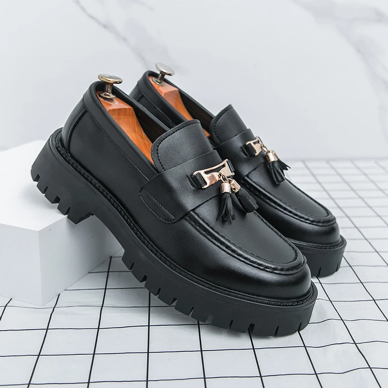 Four Seasons Classic Men Formal Leather Shoes Men Casual Thick-soled Anti-slip Fashionable Loafers Wedding Banquet Shoes Men
Four Seasons Classic Men Formal Leather Shoes Men Casual Thick-soled Anti-slip Fashionable Loafers Wedding Banquet Shoes Men