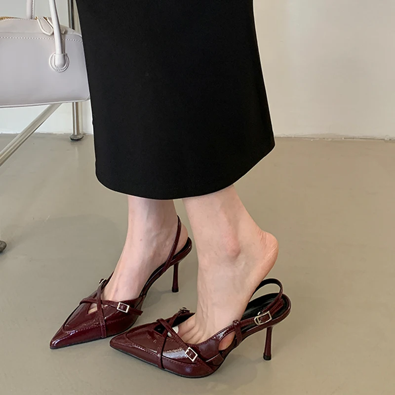 Elegant Designer Buckle Strap Pumps Women Sexy Pointed Toe 9CM Thin Heels Sandals Versatile Banquet Prom Dress Ladies Shoes
Elegant Designer Buckle Strap Pumps Women Sexy Pointed Toe 9CM Thin Heels Sandals Versatile Banquet Prom Dress Ladies Shoes