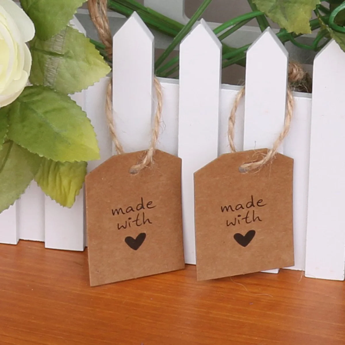 100pcs Wedding Tag Favors Label Made With Love Heart Design Kraft Paper Gift Tags For Party Anniversary Luggage
100pcs Wedding Tag Favors Label Made With Love Heart Design Kraft Paper Gift Tags For Party Anniversary Luggage