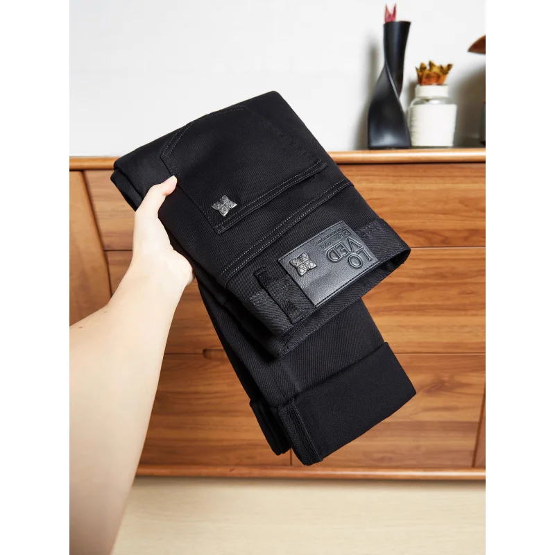 Осенне-зимние черные мужские джинсы, толстые, высококачественные маленькие прямые брюки, повседневные мужские брюки европейской версии
Осенне-зимние черные мужские джинсы, толстые, высококачественные маленькие прямые брюки, повседневные мужские брюки европейской версии