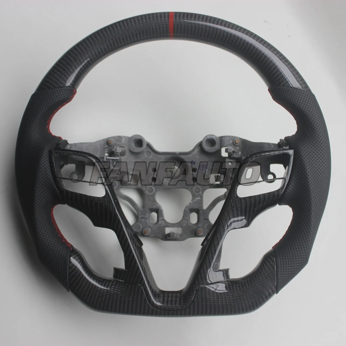 Сменное рулевое колесо из углеродного волокна с кожей для Hyundai IX45 SANTA FE 2013-2018
Сменное рулевое колесо из углеродного волокна с кожей для Hyundai IX45 SANTA FE 2013-2018