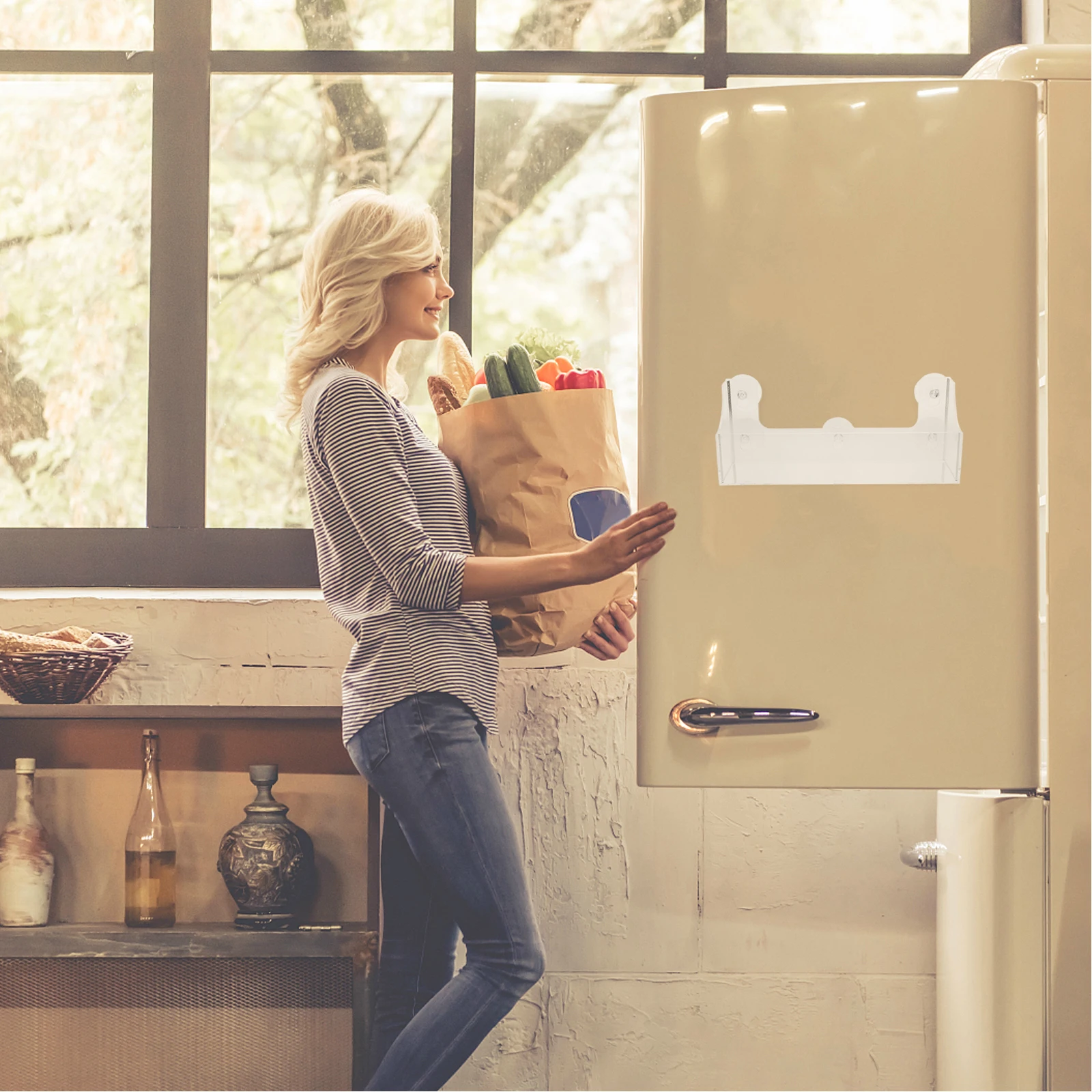 Acrylic Suction Cup Refrigerator Side Storage Rack Transparent Fridge Drink Holder Beverage Organizer Suction Cup Storage Rack
Acrylic Suction Cup Refrigerator Side Storage Rack Transparent Fridge Drink Holder Beverage Organizer Suction Cup Storage Rack