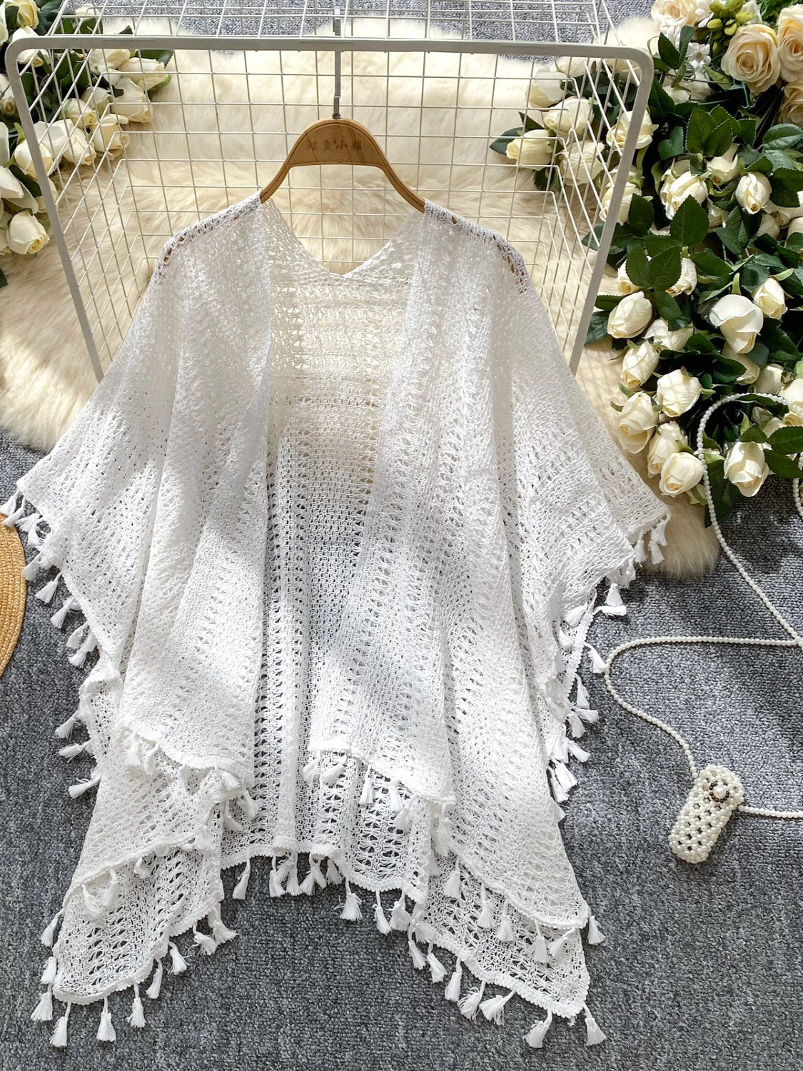 Bohemian Knitted Open Cardigan Women's Summer Hollow Hook Flower Tassel Casual Loose Design UV Protection Outerwear
Bohemian Knitted Open Cardigan Women's Summer Hollow Hook Flower Tassel Casual Loose Design UV Protection Outerwear