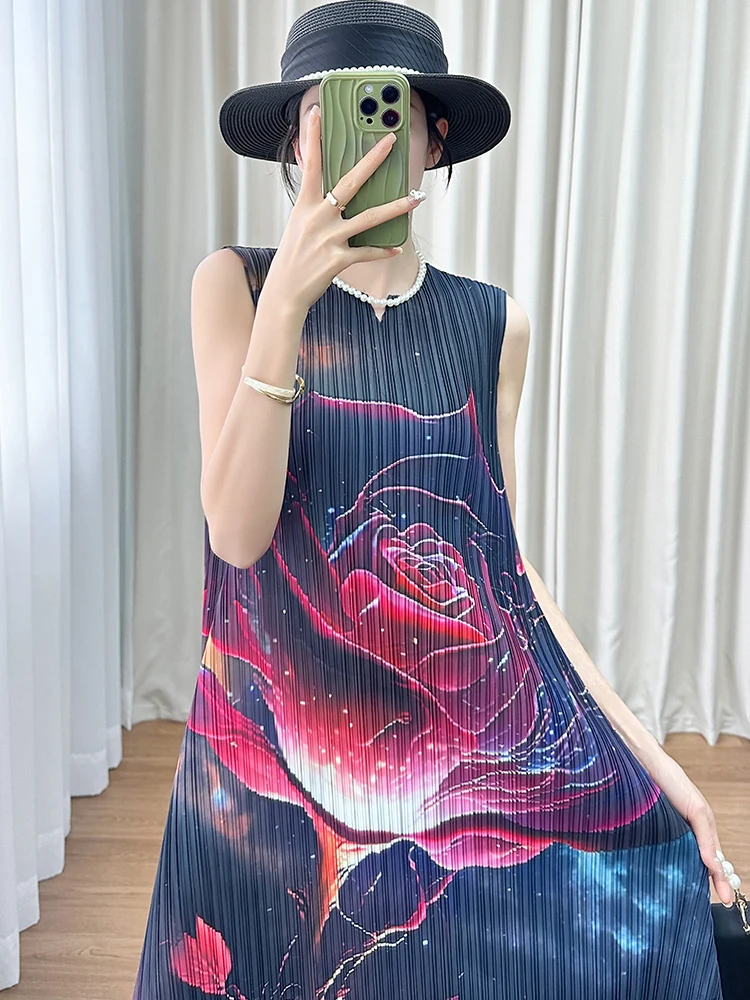Chic Casual Floral Print off Shoulder Sleeveless Pleated Young Looking Dress for Women round Neck Women's Dress Silk Blend Su...
Chic Casual Floral Print off Shoulder Sleeveless Pleated Young Looking Dress for Women round Neck Women's Dress Silk Blend Su...