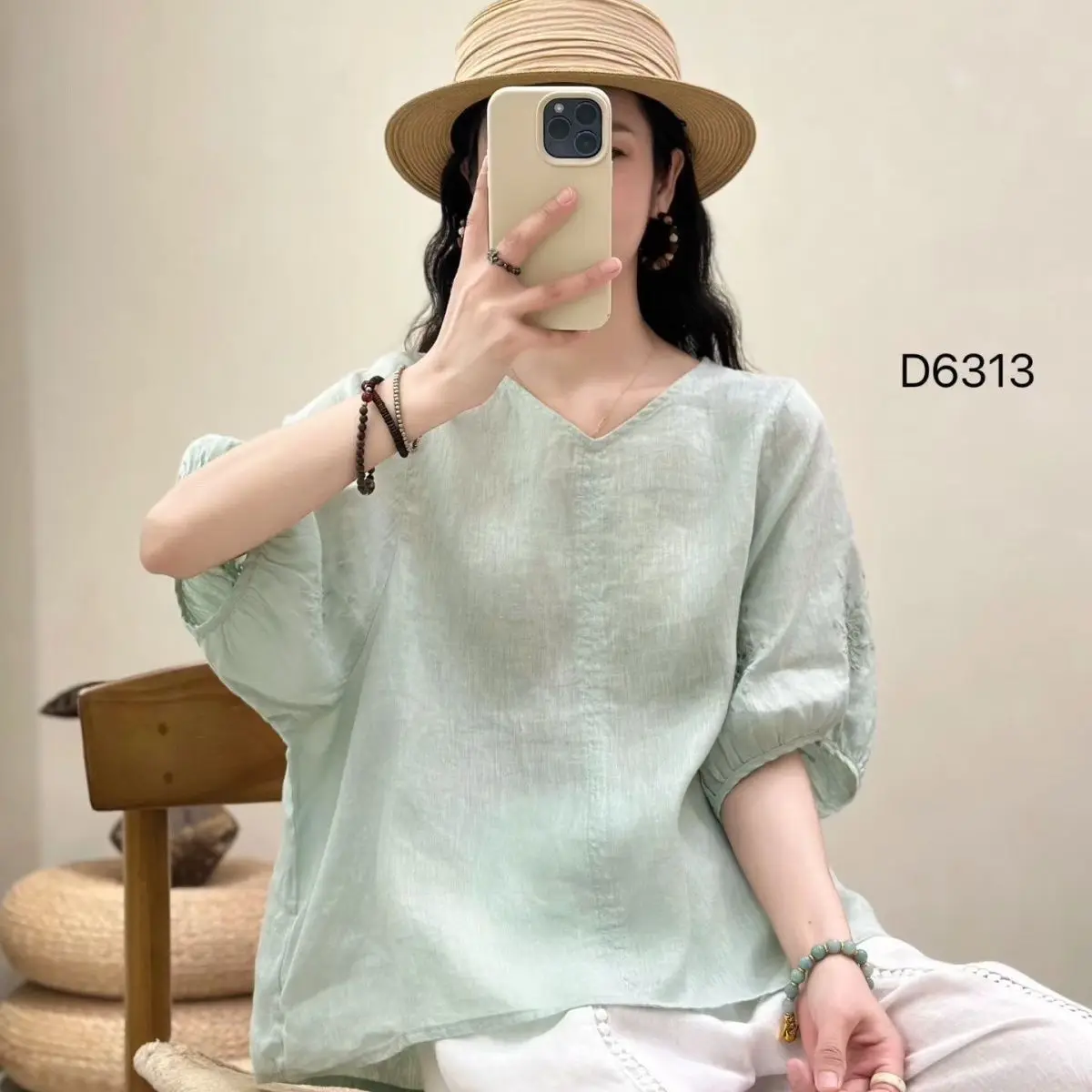 New Summer New Chinese Style Chinese Wind Sweet and Fresh Light Green Exquisite Embroidery Women's Plus Size Thin Loose Top
New Summer New Chinese Style Chinese Wind Sweet and Fresh Light Green Exquisite Embroidery Women's Plus Size Thin Loose Top