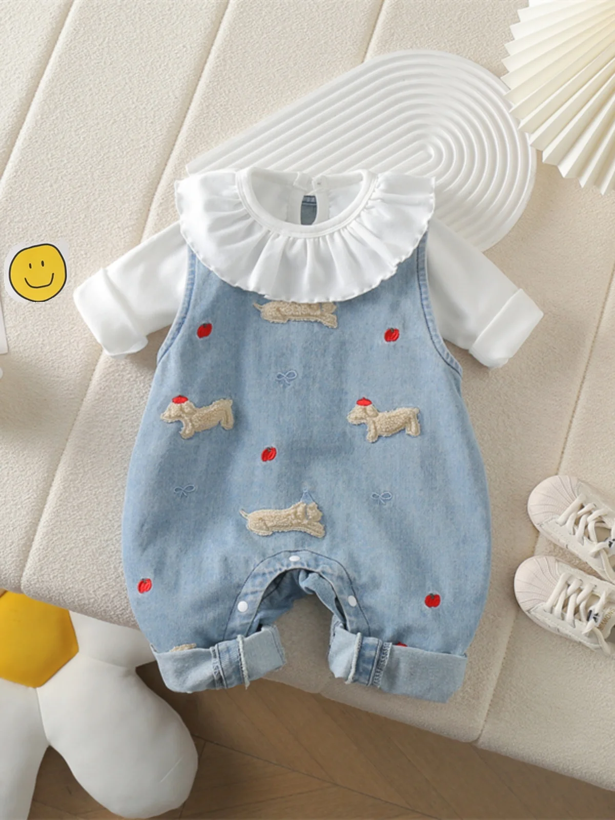 Spring Collection Baby Girl's 8-24 Months Cartoon Soft Denim Two-Piece Set Overalls And Jumpsuit One And a f Years Old
Spring Collection Baby Girl's 8-24 Months Cartoon Soft Denim Two-Piece Set Overalls And Jumpsuit One And a f Years Old