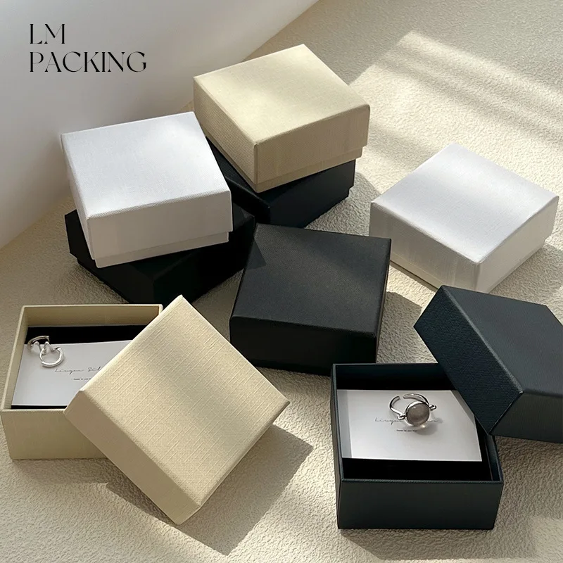10pcs Square Small Gift Boxes For Wedding Birthday Party Ring Necklace Packaging Box Beige Jewelry Box Custom Logo Paper Box
10pcs Square Small Gift Boxes For Wedding Birthday Party Ring Necklace Packaging Box Beige Jewelry Box Custom Logo Paper Box