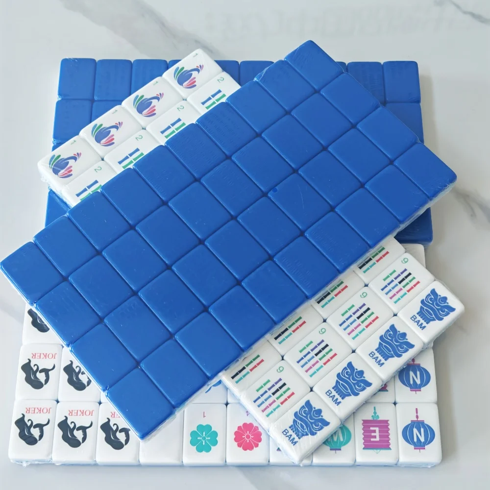 New Trending Luxury Engraved American Mahjong Set Travel Mah Jongg Sets 4-Layer Acrylic Sapphire Blue Mahjong Tiles Board Games
New Trending Luxury Engraved American Mahjong Set Travel Mah Jongg Sets 4-Layer Acrylic Sapphire Blue Mahjong Tiles Board Games