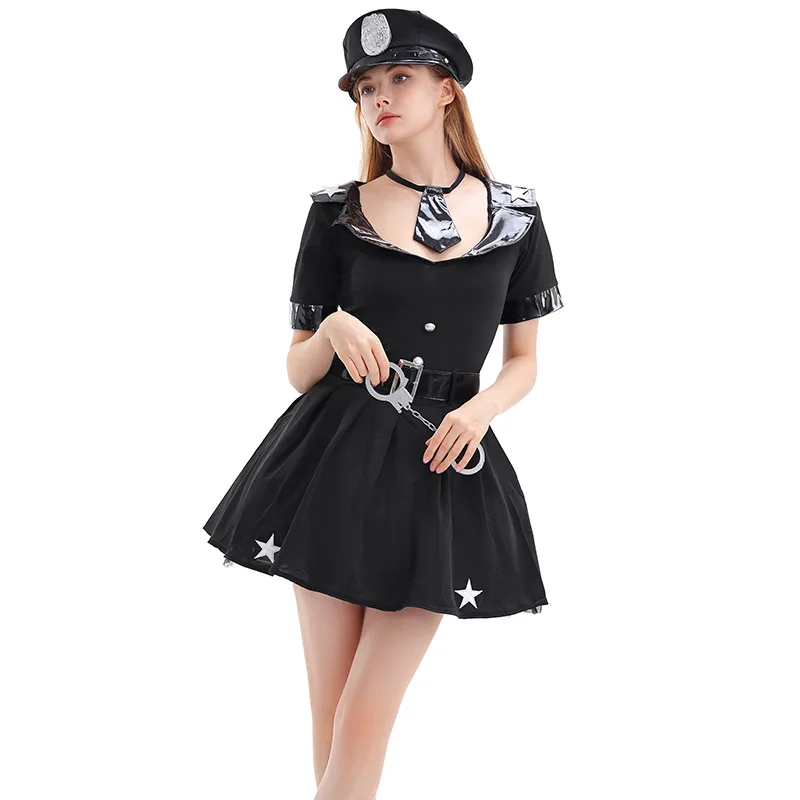 Halloween party cosplay costume, female police cosplay costume, black short skirt, photography, photography, stage costume
Halloween party cosplay costume, female police cosplay costume, black short skirt, photography, photography, stage costume
