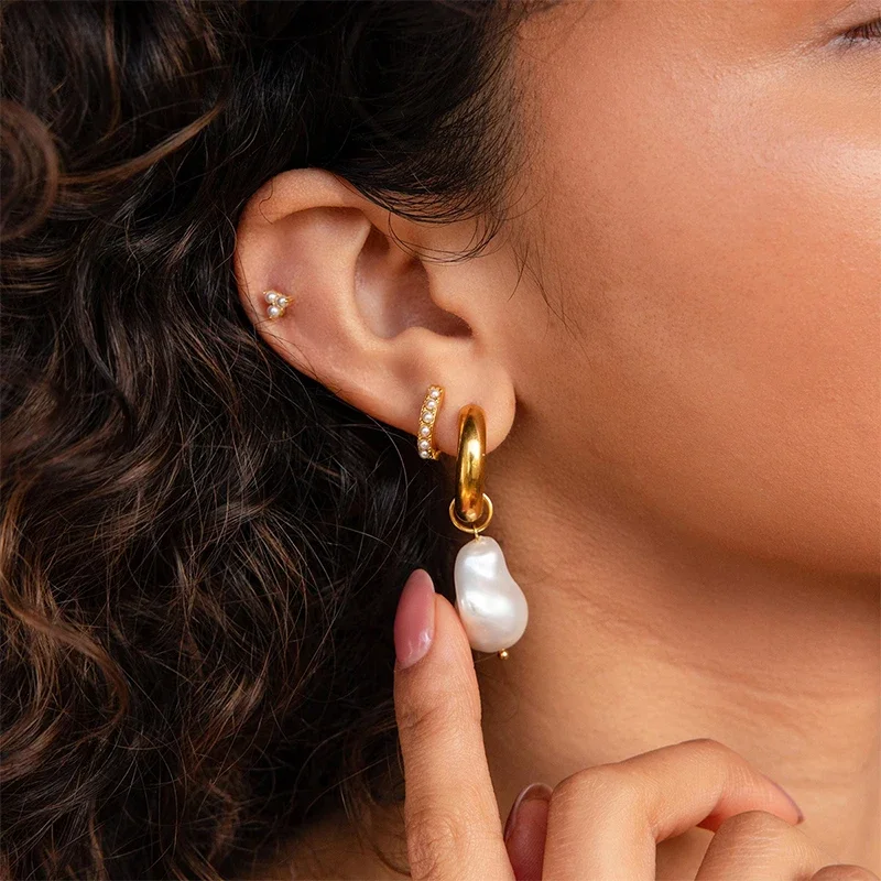 Geometry Charming Irregular Retro Round Zircon Hoop Earrings for Women Fashion Jewelry Minimalist Accessories Wholesale Party
Geometry Charming Irregular Retro Round Zircon Hoop Earrings for Women Fashion Jewelry Minimalist Accessories Wholesale Party