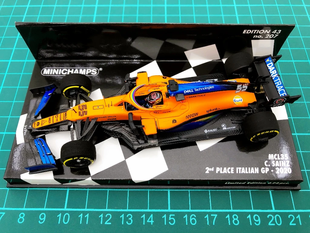 Minichamps 1:43 F1 MCL35 2020 Sainz Италия моделирование ограниченная серия смола металл статическая модель автомобиля игрушка в подарок
Minichamps 1:43 F1 MCL35 2020 Sainz Италия моделирование ограниченная серия смола металл статическая модель автомобиля игрушка в подарок