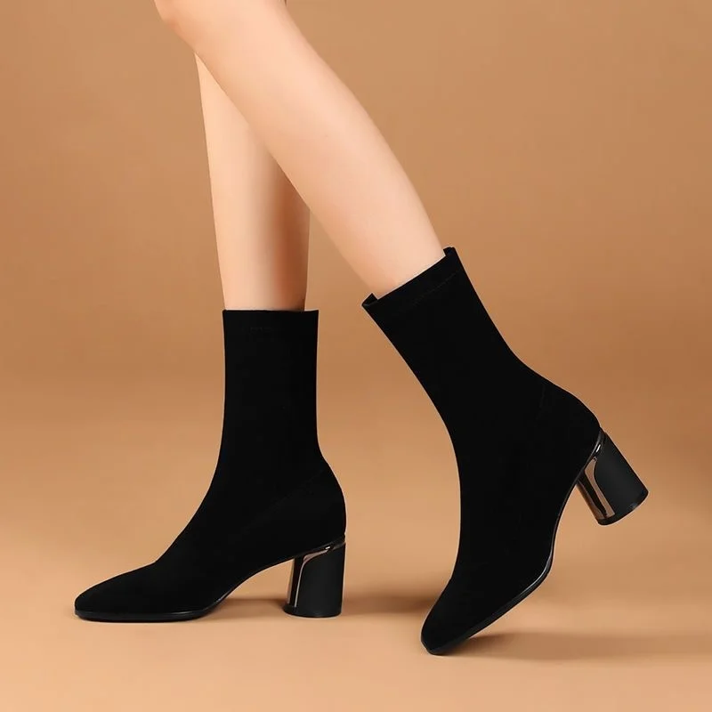 Top grade Ladies high heel thick heel ankle boots women 2025 winter elastic shoes with tip and thin mid-calf new black lady boot
Top grade Ladies high heel thick heel ankle boots women 2025 winter elastic shoes with tip and thin mid-calf new black lady boot