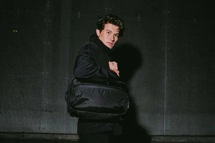 Nylon Travel Shoulder Bag Travel Sling 2 X-Pac Multifunctional Large Capacity Computer Crossbody Tote Bag
Nylon Travel Shoulder Bag Travel Sling 2 X-Pac Multifunctional Large Capacity Computer Crossbody Tote Bag