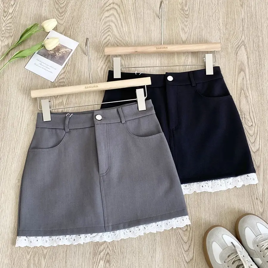 Серая кружевная юбка женская, лето 2026, новая корейская модная антилегкая юбка с высокой талией и трапециевидным словом
Серая кружевная юбка женская, лето 2026, новая корейская модная антилегкая юбка с высокой талией и трапециевидным словом