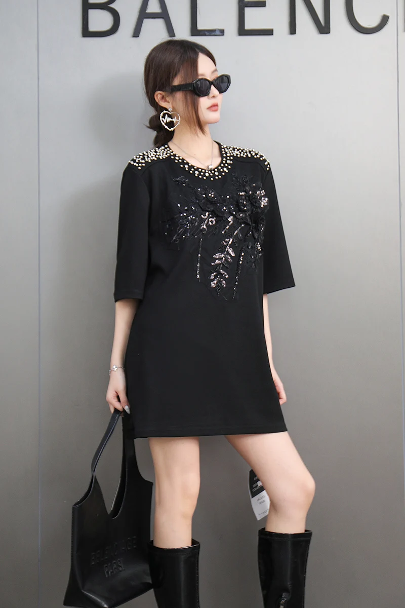 2025 Spring New Nail Bead Embroidered Loose Short Sleeve T-shirt for Women's Fashion Elegant Top
2025 Spring New Nail Bead Embroidered Loose Short Sleeve T-shirt for Women's Fashion Elegant Top