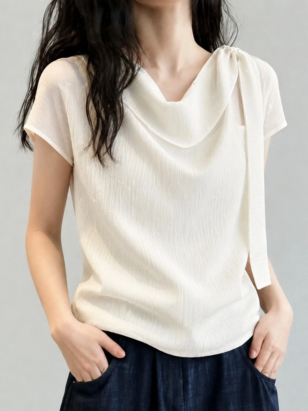 Elegant V-Neck Short Sleeve T-Shirt with Sash Summer Commute Style Belly Covering Slimming Fashionable Korean Straight Cut Si...
Elegant V-Neck Short Sleeve T-Shirt with Sash Summer Commute Style Belly Covering Slimming Fashionable Korean Straight Cut Si...