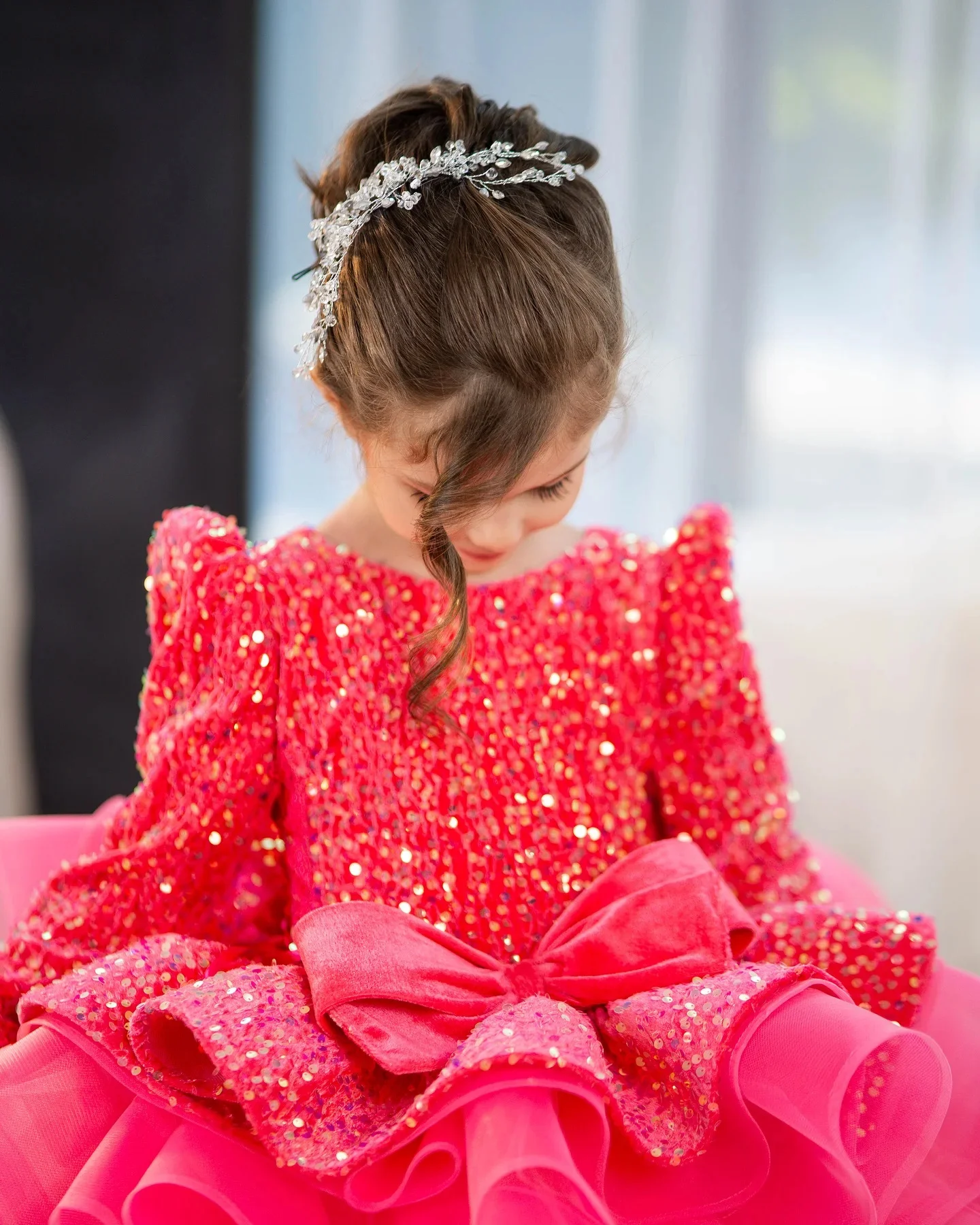 Shining Full Sleeve Flower Girl Dresses For Wedding Sequined Ruffles Kids Birthday Party First Communion Gown Customized
Shining Full Sleeve Flower Girl Dresses For Wedding Sequined Ruffles Kids Birthday Party First Communion Gown Customized