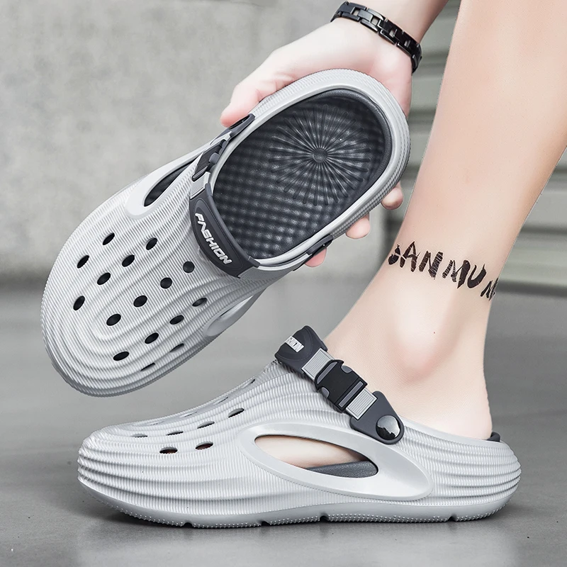 Sandals Men's Clogs Summer Thick Sole Breathable Soft Toe Slippers Home Non‑Slip Clogs Shoes EVA Flat Heel Cushioned Footbed
Sandals Men's Clogs Summer Thick Sole Breathable Soft Toe Slippers Home Non‑Slip Clogs Shoes EVA Flat Heel Cushioned Footbed