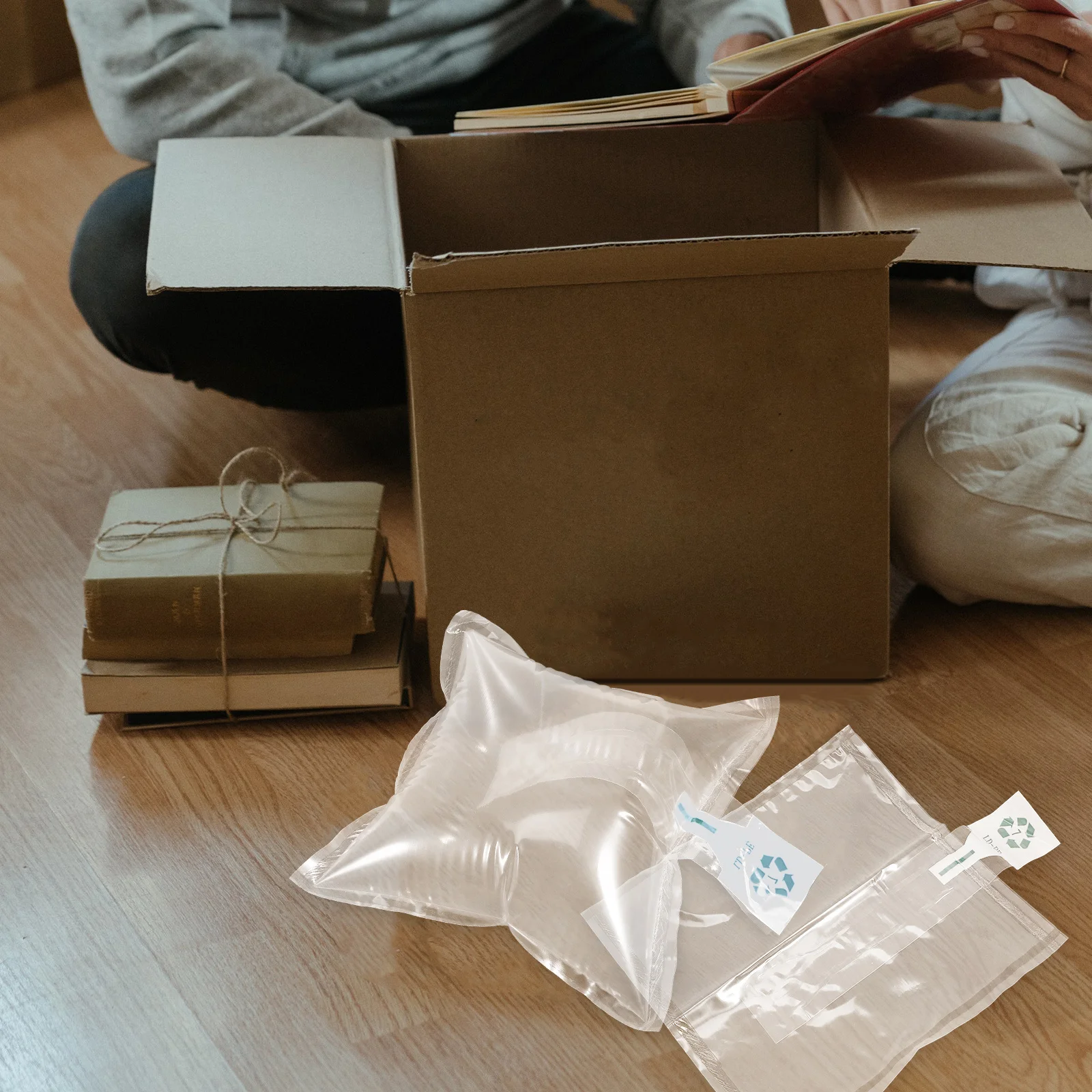 100Pcs Shockproof Air Packaging Bags Inflatable Cushion Packing Protector for Shipping Storage Buffer Air Bags
100Pcs Shockproof Air Packaging Bags Inflatable Cushion Packing Protector for Shipping Storage Buffer Air Bags