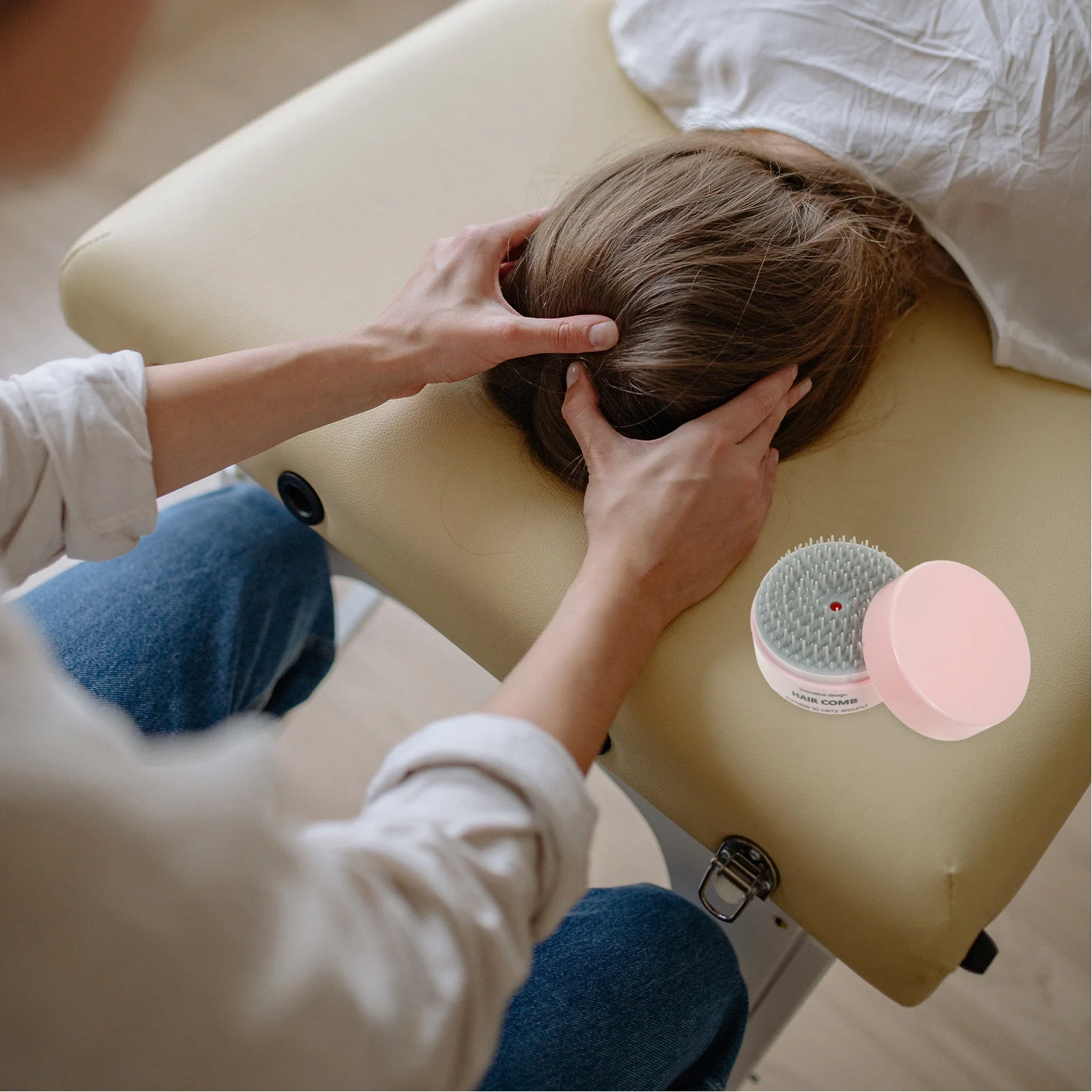 Портативная мини-расческа для волос, мини-расческа для распутывания волос для женщин, легкий дорожный массаж, уход за кожей головы, влажные и сухие волосы
Портативная мини-расческа для волос, мини-расческа для распутывания волос для женщин, легкий дорожный массаж, уход за кожей головы, влажные и сухие волосы