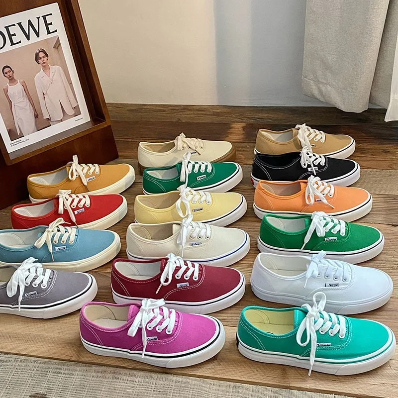 Casual flats canvas sneakers Women outdoor solid color shallow sports shoes Tennis female streetwear lace up vulcanize shoes
Casual flats canvas sneakers Women outdoor solid color shallow sports shoes Tennis female streetwear lace up vulcanize shoes