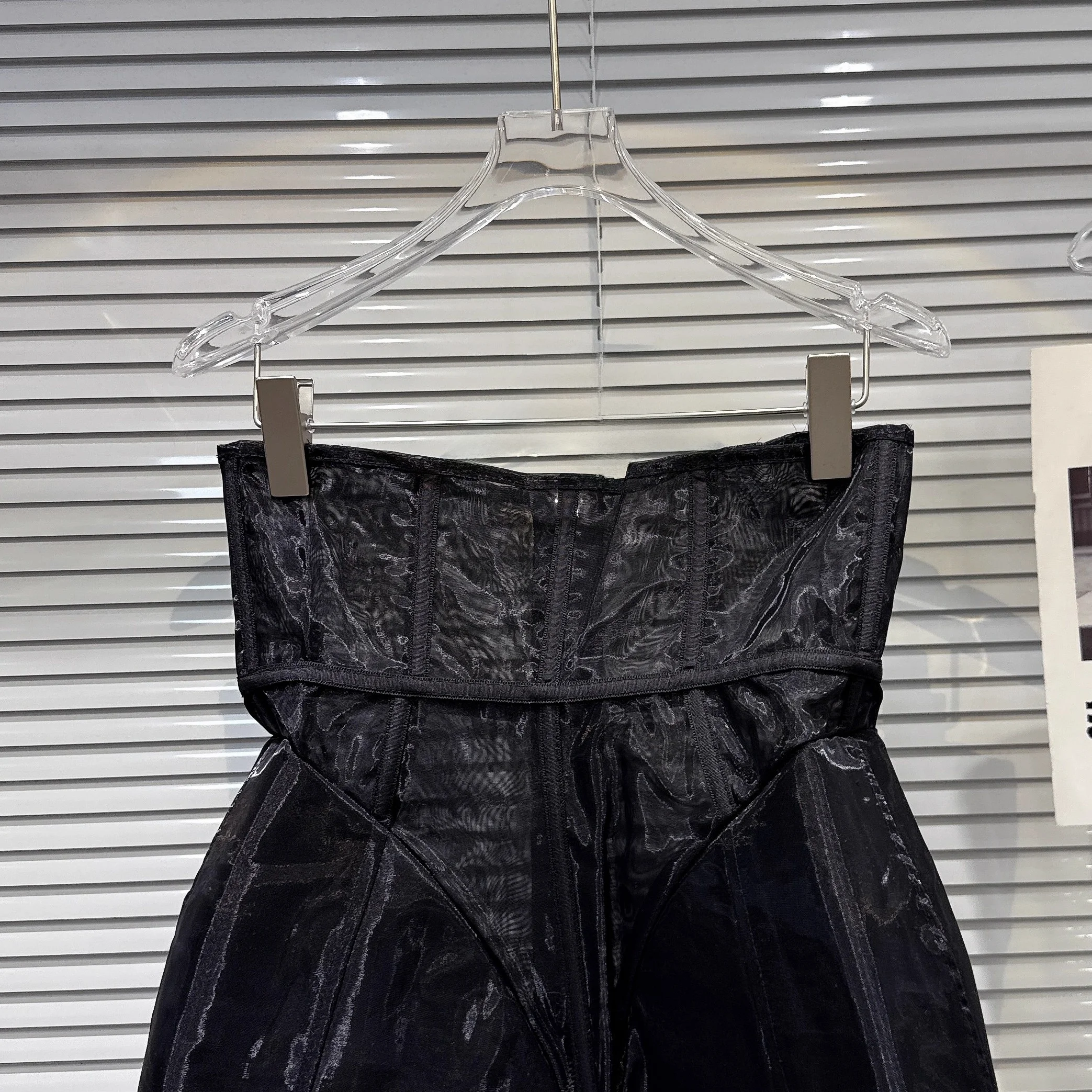 k Sexy Fibone Design Me See-tough Waist-cinching Crop Top 2025 Autumn New Sle Women's Faion Slim Fit Blouse
k Sexy Fibone Design Me See-tough Waist-cinching Crop Top 2025 Autumn New Sle Women's Faion Slim Fit Blouse