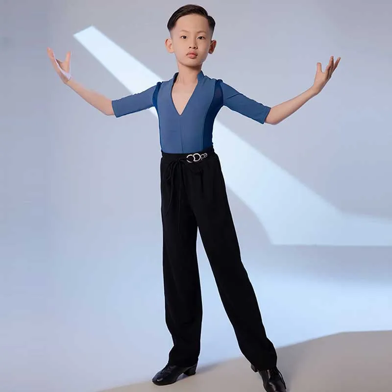 Latin Dance Professional Competition Suit Boys Samba Cha Cha Tango Stage Show Costume Blue V-Neck Tops Kids Dance Pants AMY356
Latin Dance Professional Competition Suit Boys Samba Cha Cha Tango Stage Show Costume Blue V-Neck Tops Kids Dance Pants AMY356