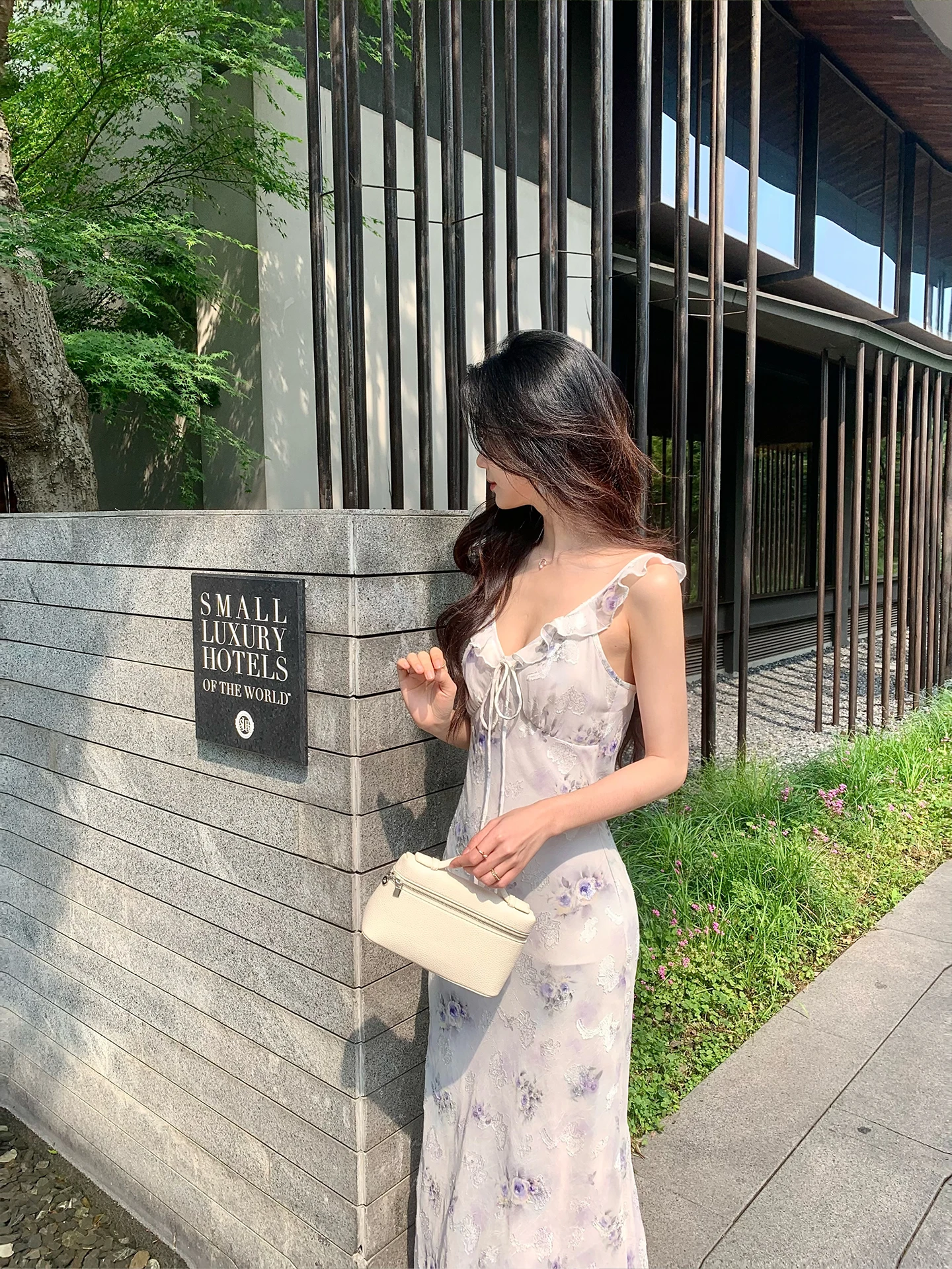 Norain High Waist A-Line Dress V-Neck Sleeveless Slim Fit Spring Summer Women's Dress French Style Soft Polyester Fabric
Norain High Waist A-Line Dress V-Neck Sleeveless Slim Fit Spring Summer Women's Dress French Style Soft Polyester Fabric