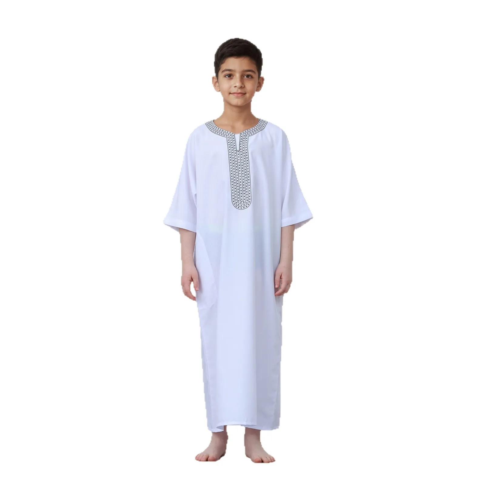 Children Muslim Boys White Thobe 3/4 Sleeve Ethnic Placket Embroidery Side Pocket Islamic Arab Robe For Ramadan Festival Wear
Children Muslim Boys White Thobe 3/4 Sleeve Ethnic Placket Embroidery Side Pocket Islamic Arab Robe For Ramadan Festival Wear