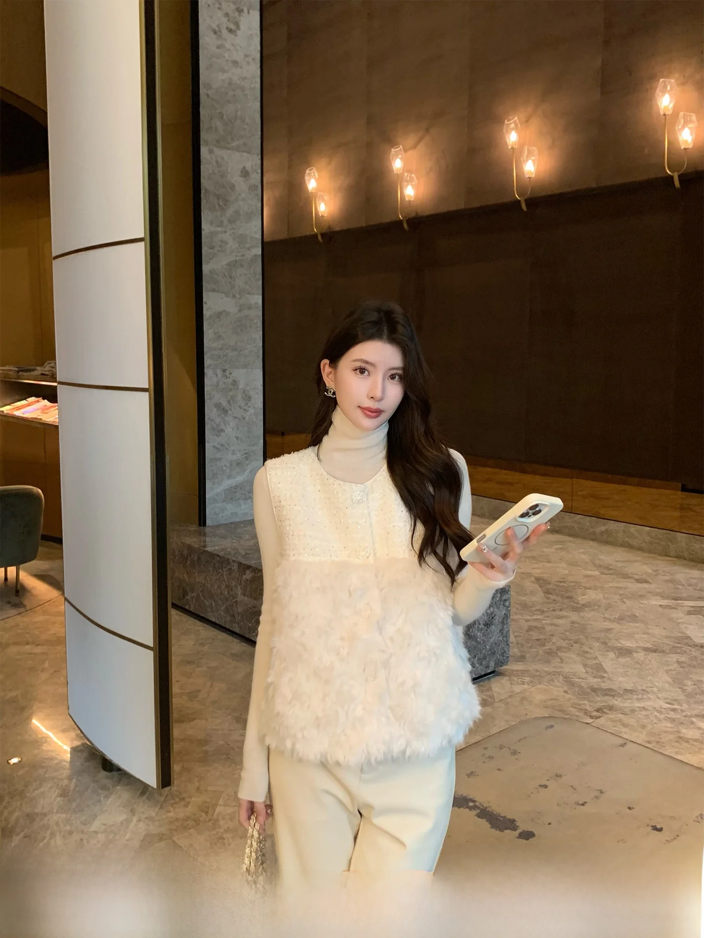 Kun Total Winter Warmth Small Fraance Sle Women's Vest Autumn Winter Furry Jaet oulder Top New Model Commute Sle
Kun Total Winter Warmth Small Fraance Sle Women's Vest Autumn Winter Furry Jaet oulder Top New Model Commute Sle