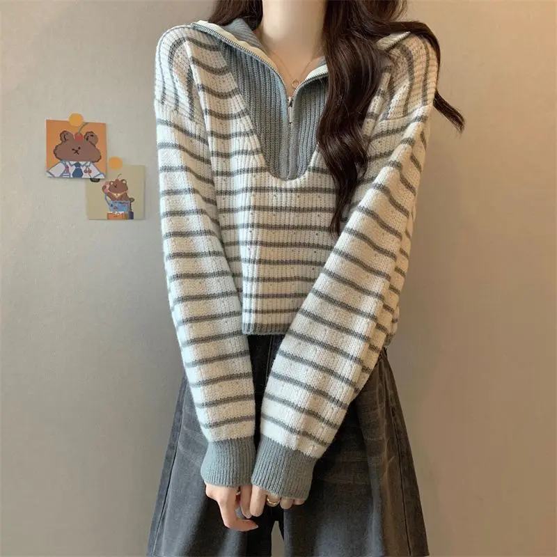 Striped Lapel Half Zipper Pullover Sweater Women's Autumn Winter Wear Loose Long Sleeve Knit Sweater Short Tops Warm
Striped Lapel Half Zipper Pullover Sweater Women's Autumn Winter Wear Loose Long Sleeve Knit Sweater Short Tops Warm