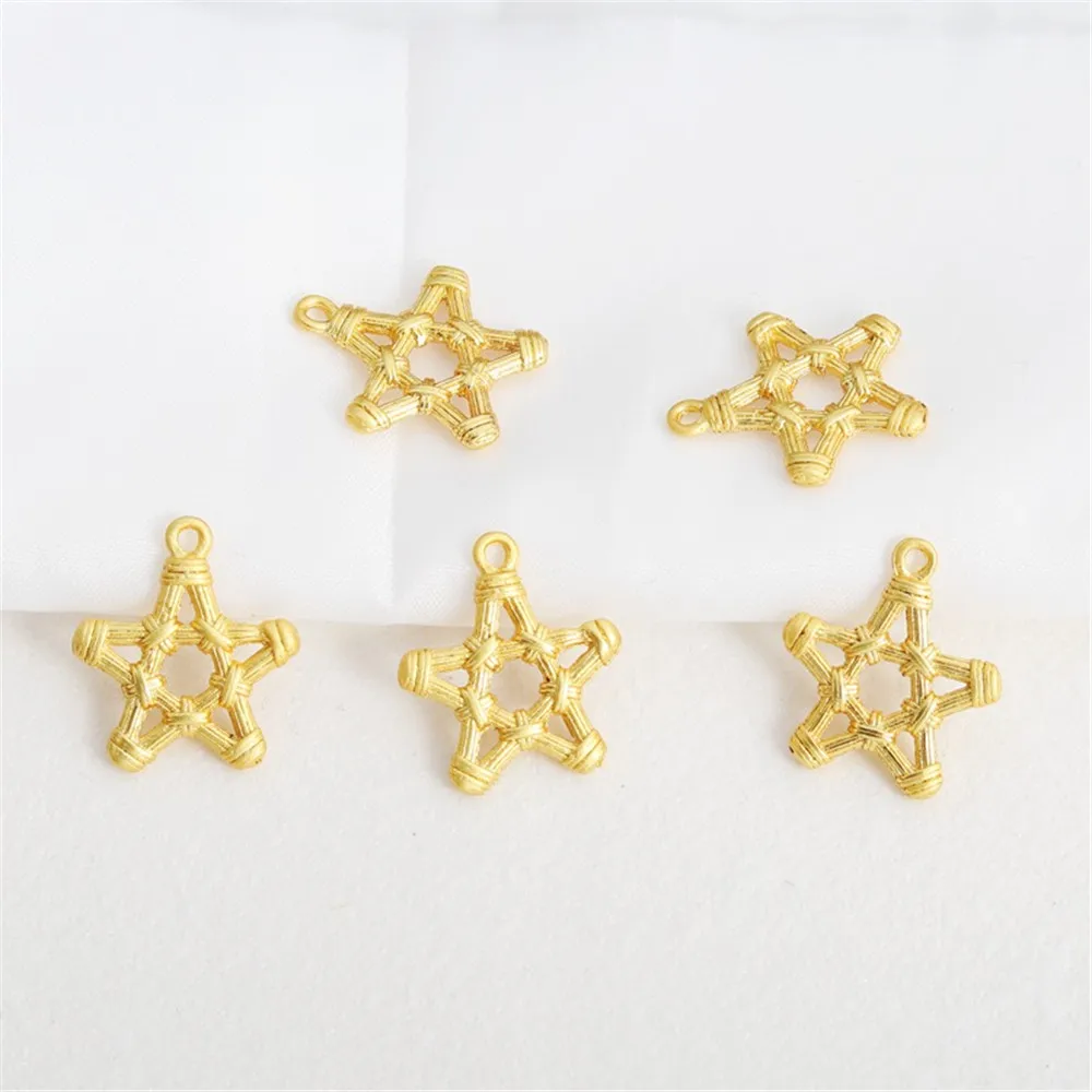 1PCS 18K Gold Matte Gold ColorBraided Five-pointed Star 16mm Pendant Diy Bracelet Necklace Handmade Jewelry Charm Accessories
1PCS 18K Gold Matte Gold ColorBraided Five-pointed Star 16mm Pendant Diy Bracelet Necklace Handmade Jewelry Charm Accessories