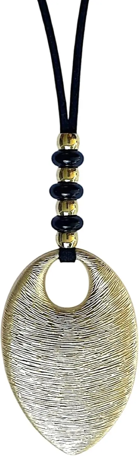 Black Agate Pendant, Gold-Plated Zamak, Adjustable Sautoir – Elegant Necklace Design for Every Occasion
Black Agate Pendant, Gold-Plated Zamak, Adjustable Sautoir – Elegant Necklace Design for Every Occasion